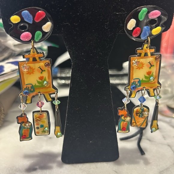 Vintage “Artist’s Palette” Earrings by Designs from the Deep-Boutique - Picture 2 of 8